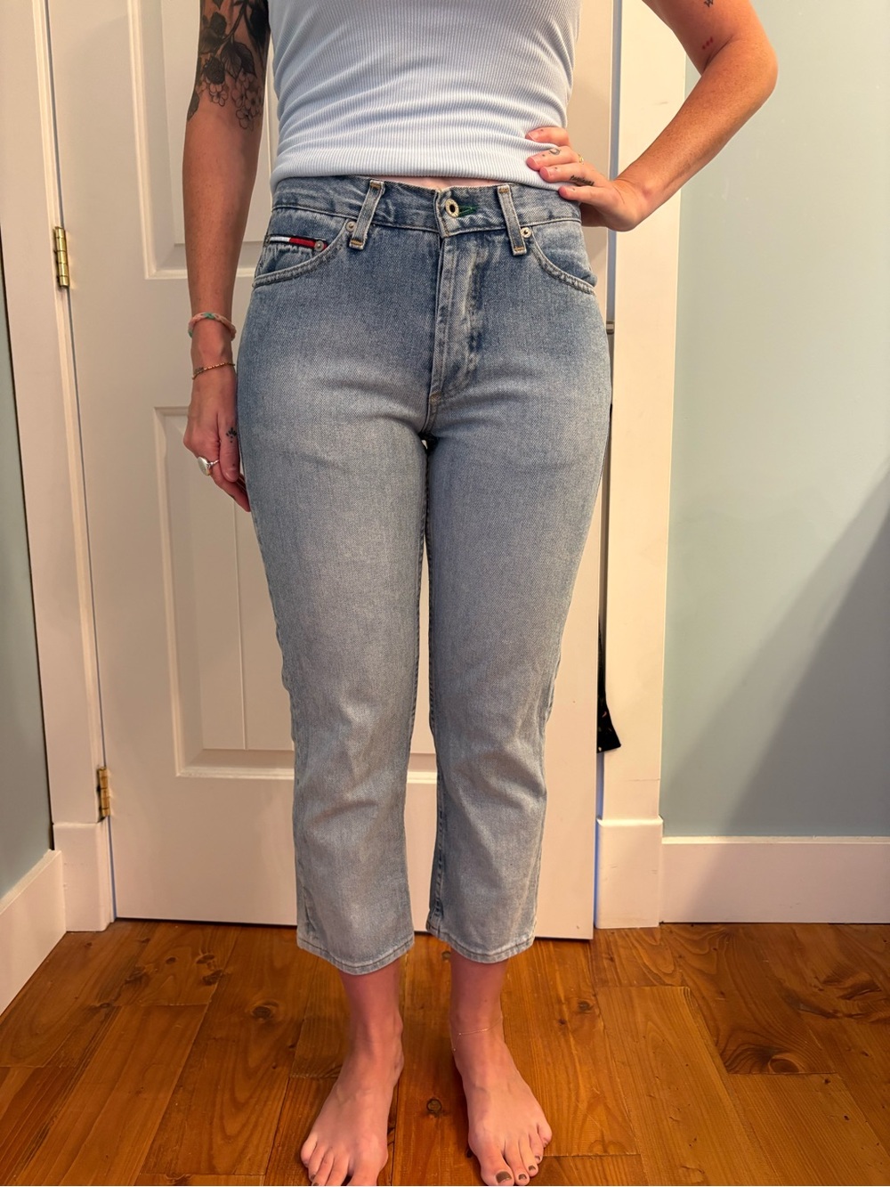 AUTHENTIC VINTAGE 1990s TOMMY JEANS "MARYLIN" STRAIGHT LEG DENIM